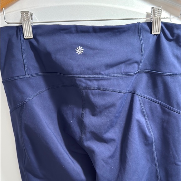 Athleta Navy Blue Rainier Tight Leggings with Zipper Pockets - Picture 4 of 12